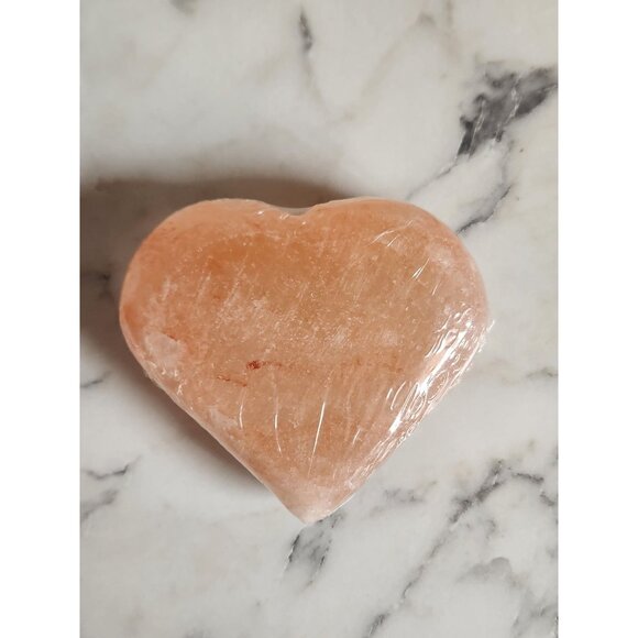 Saltability Himalayan Salt Heart-Shaped Massage Stone With Red Organza Bag - Picture 4 of 4